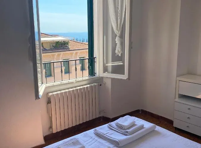 Casa Petra - Vista Mare Vecchia Appartement Bordighera