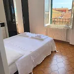 Casa Petra - Vista Mare Citta Vecchia Bordighera