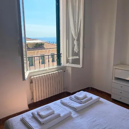 Casa Petra - Vista Mare Vecchia Appartement Bordighera