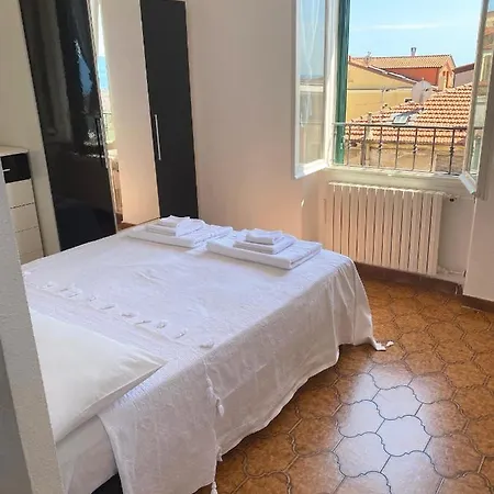 Casa Petra - Vista Mare Vecchia Bordighera